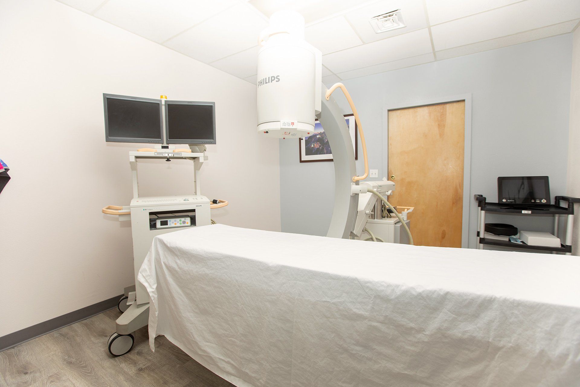 Elko Spine & Rehab exam room