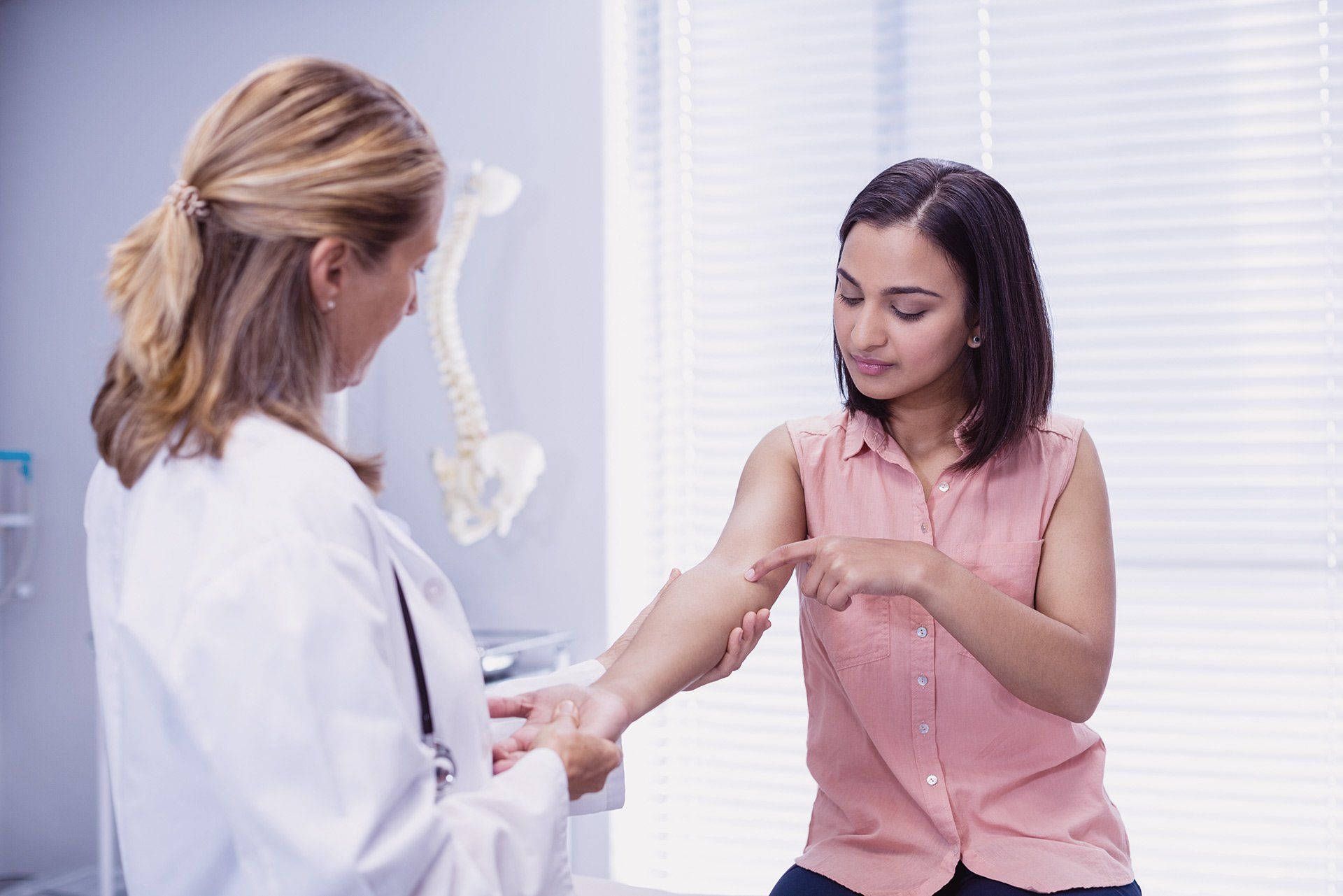 Elko Spine & Rehab doctor exam