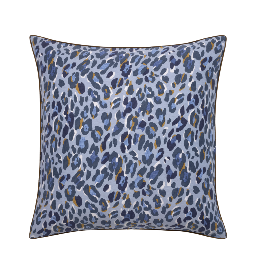 Coussin carré à imprimé léopard bleu.