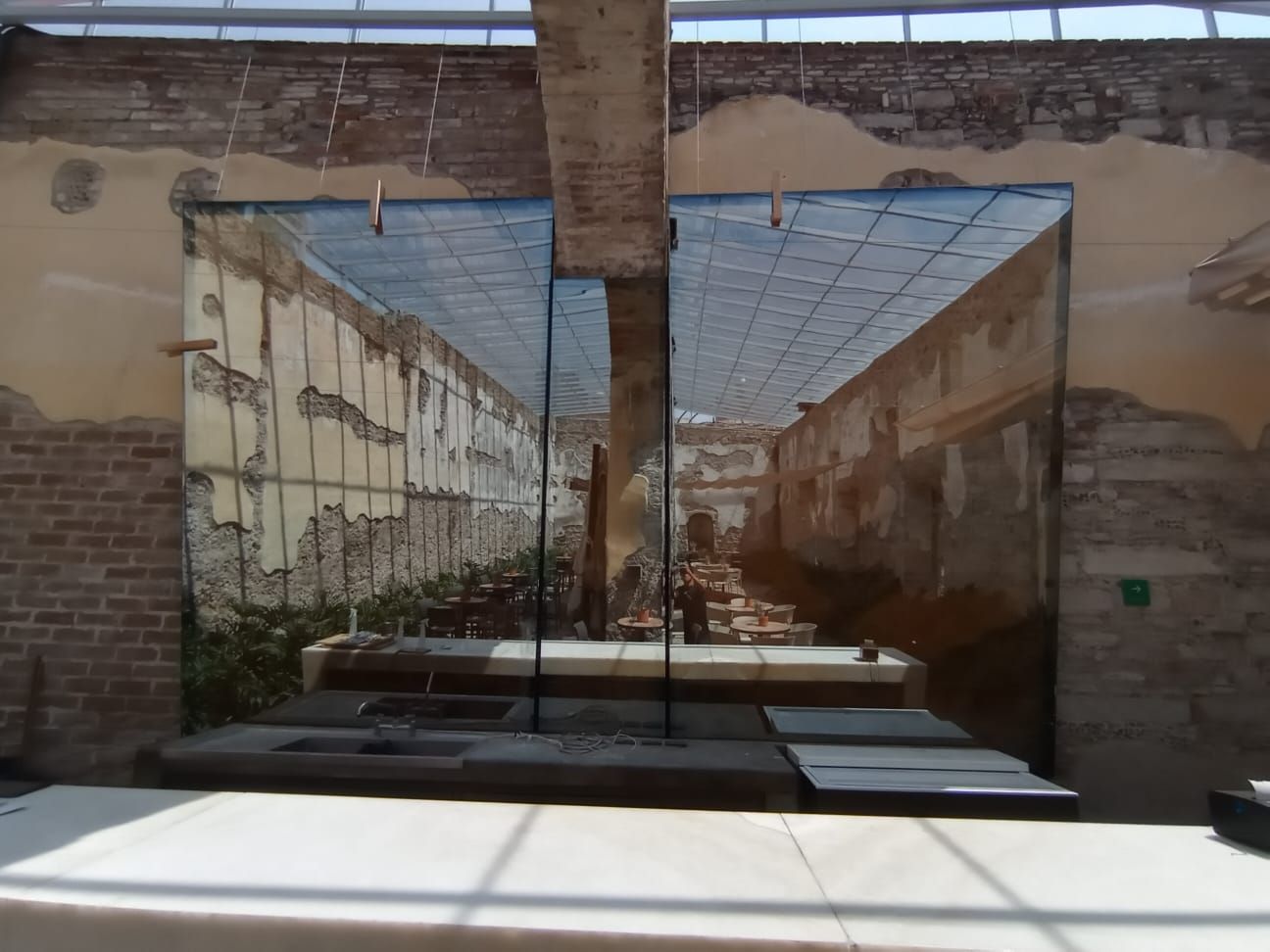 CTA CRISTAL TEMPLADO Y ALUMINIO