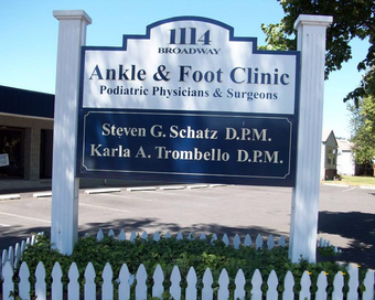 Ankle & Foot Clinic Sign