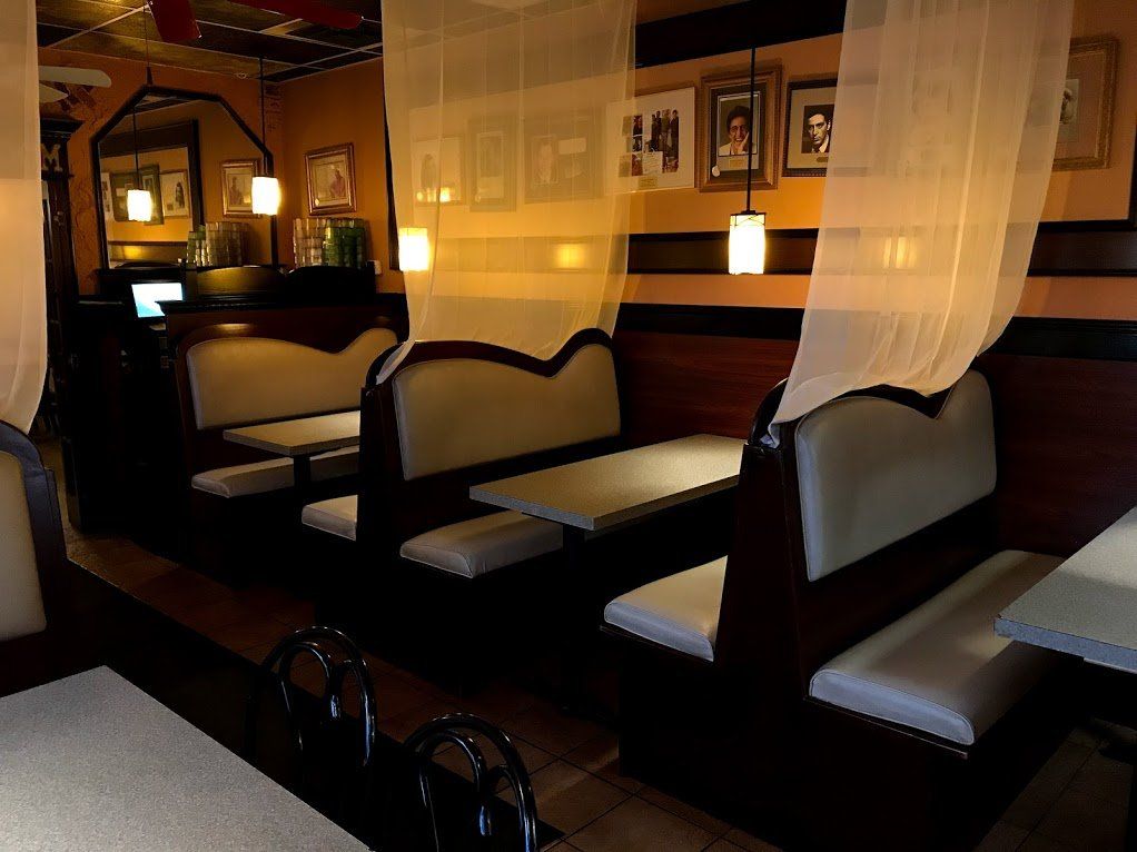 The inside of Mama’s Cafe Baci Restaurant