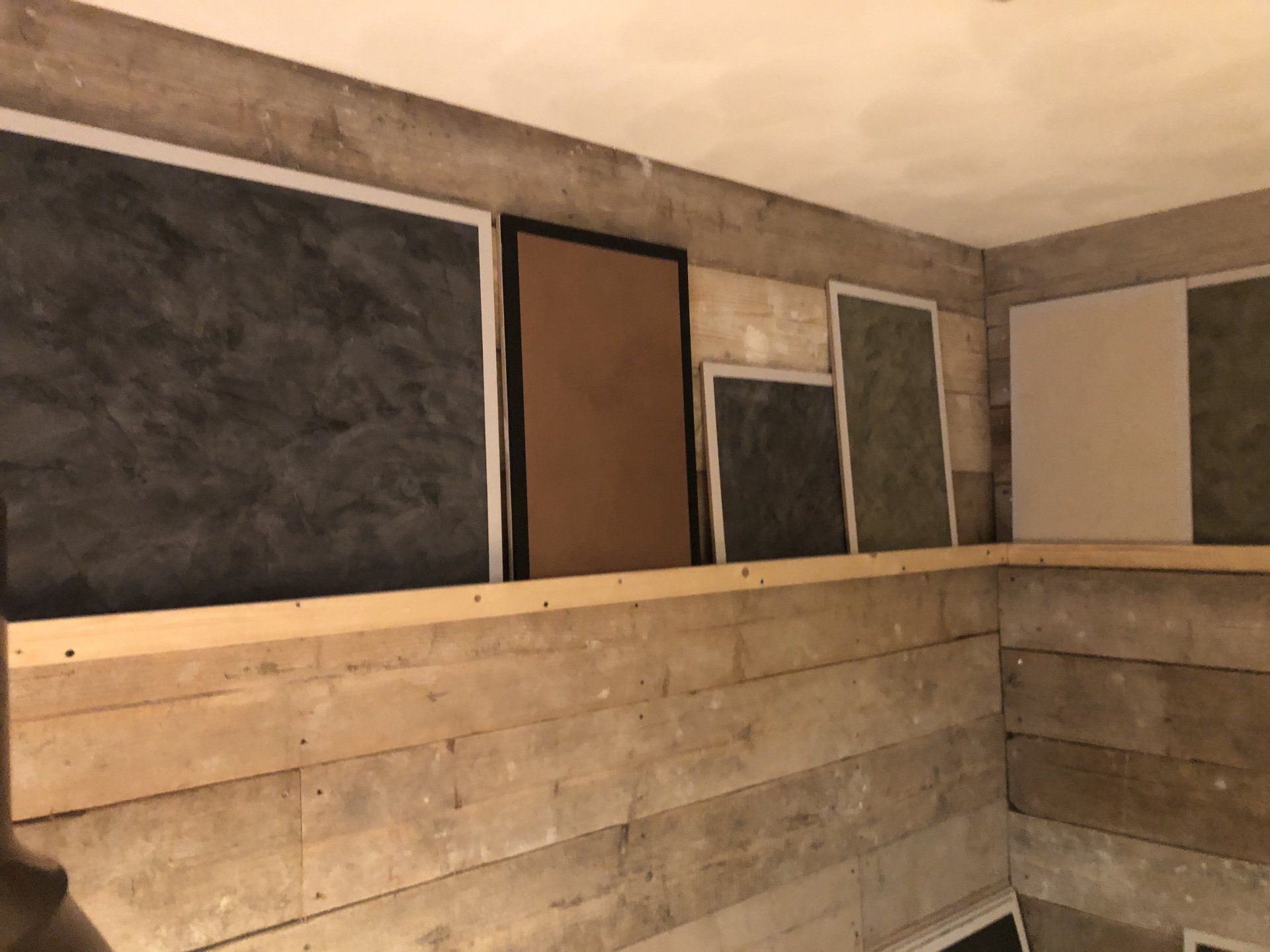 Foto van staaltjes met voorbeelden die wij kunnen maken.