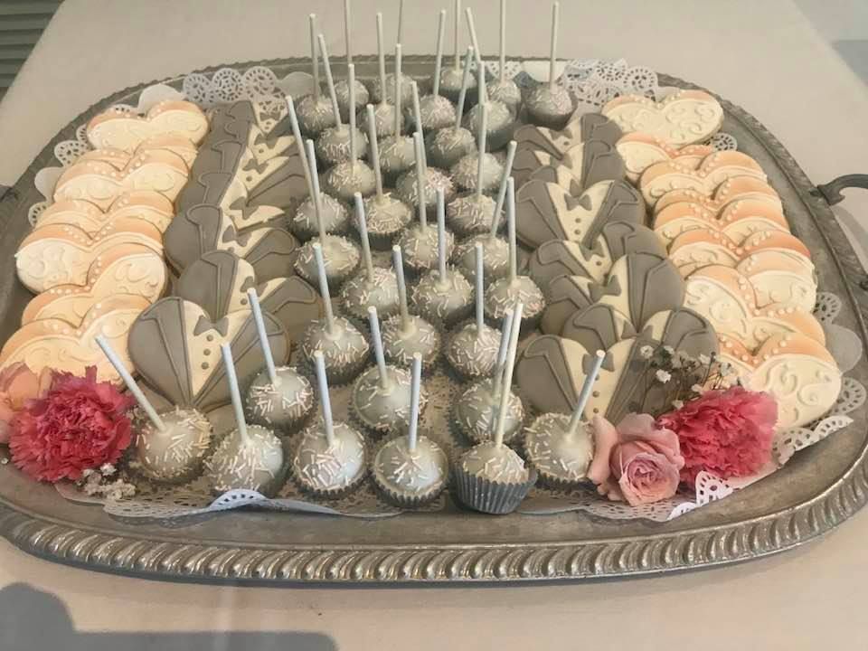wedding cookies and cake pops
