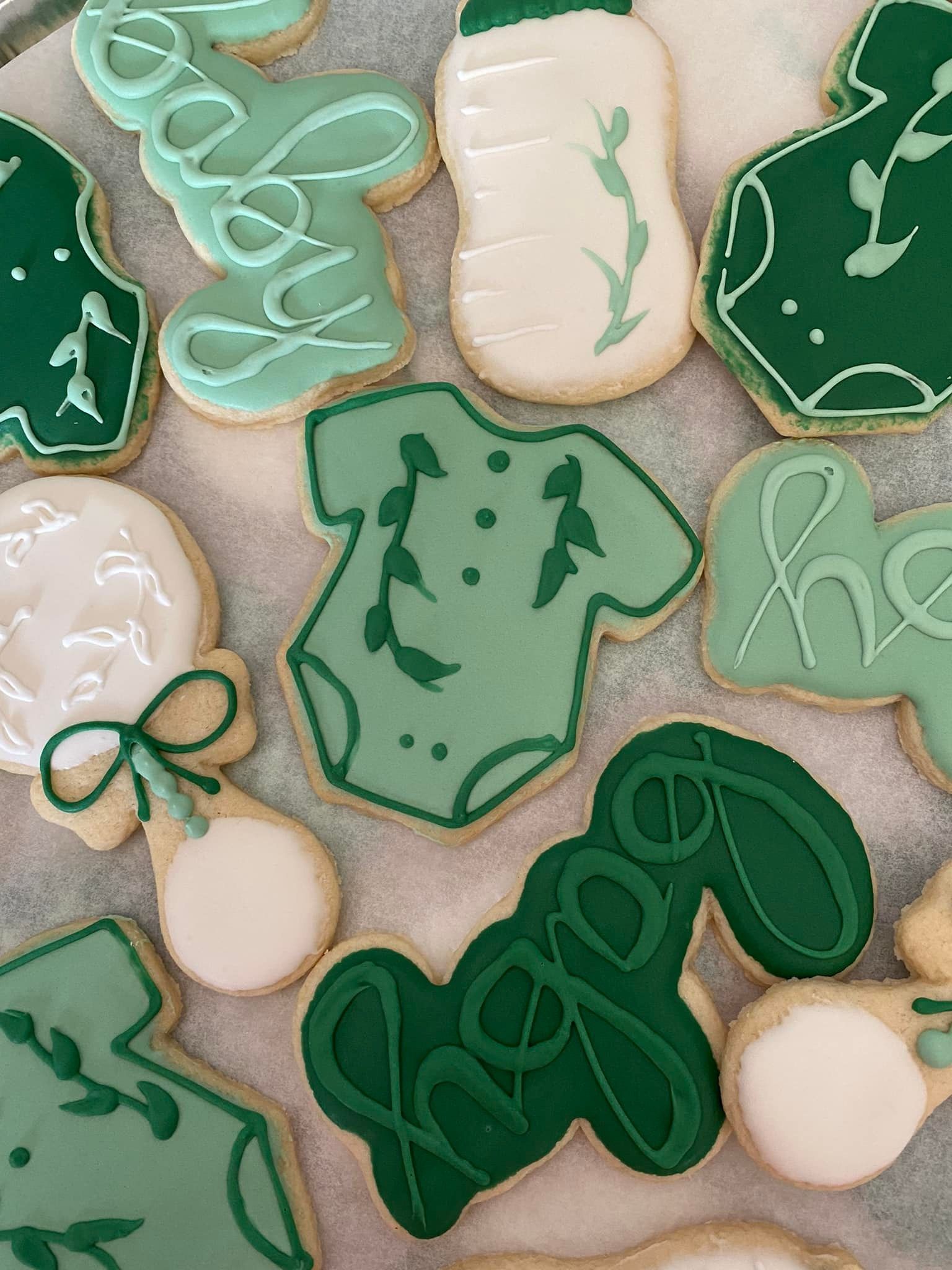 green baby shower cookies