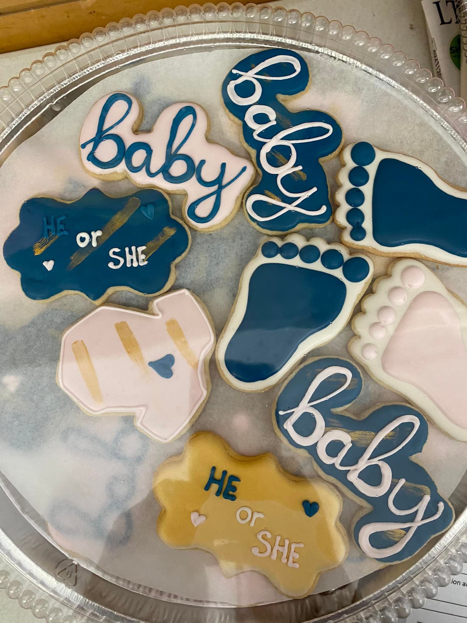 gender reveal cookies