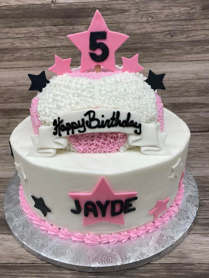pink star birthday cake