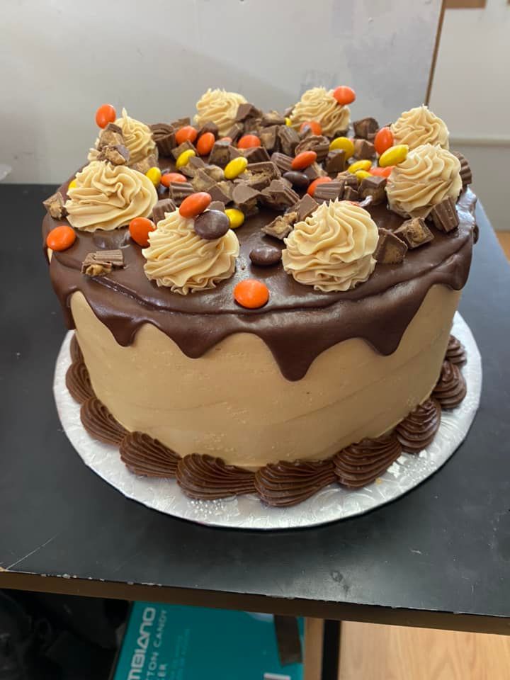 chocolate and peanut butter cake