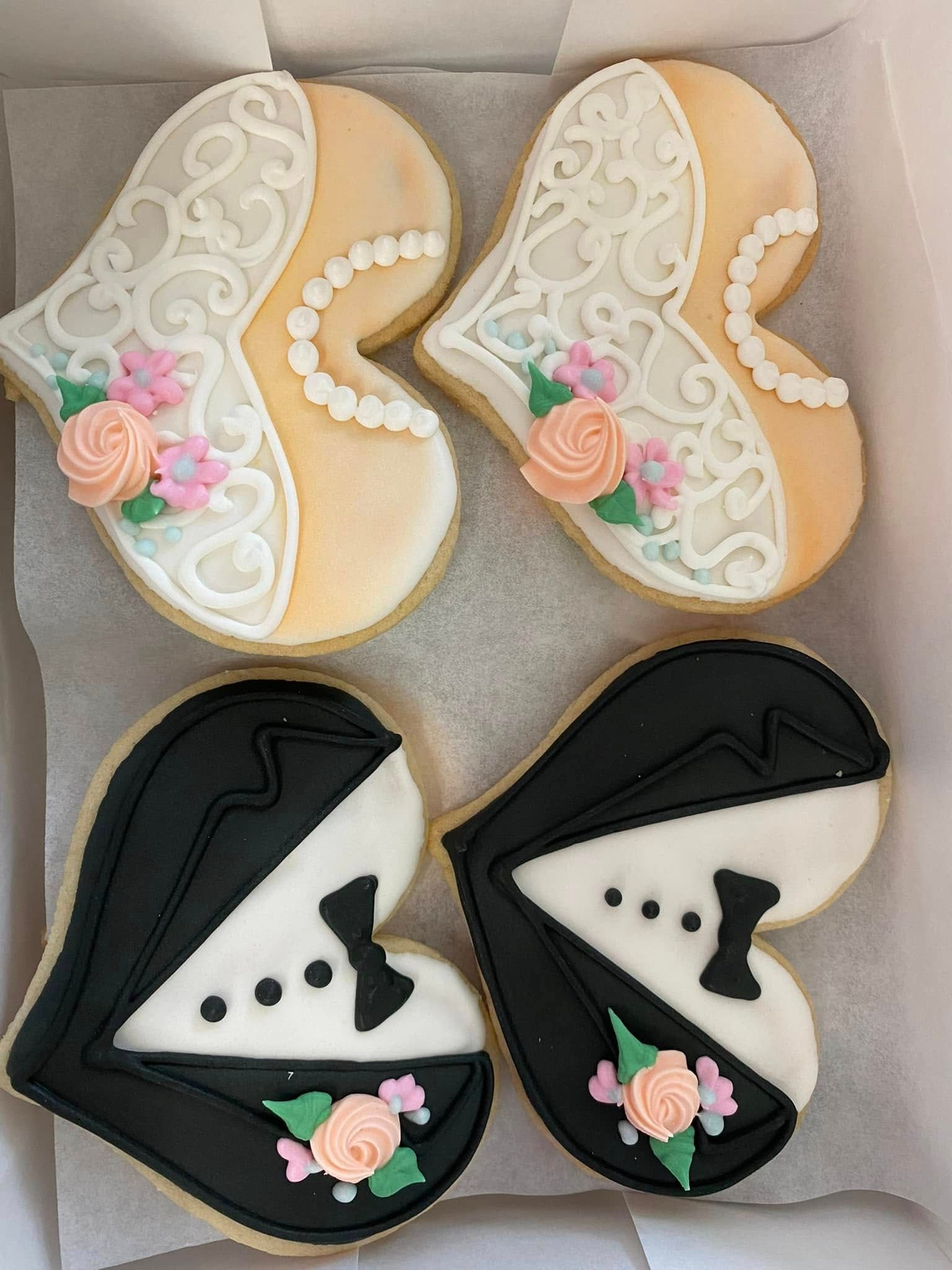 bridal gown cookies