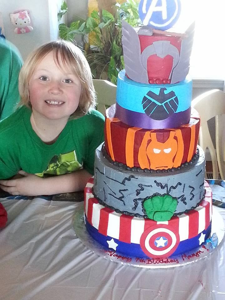 avengers birthday cake