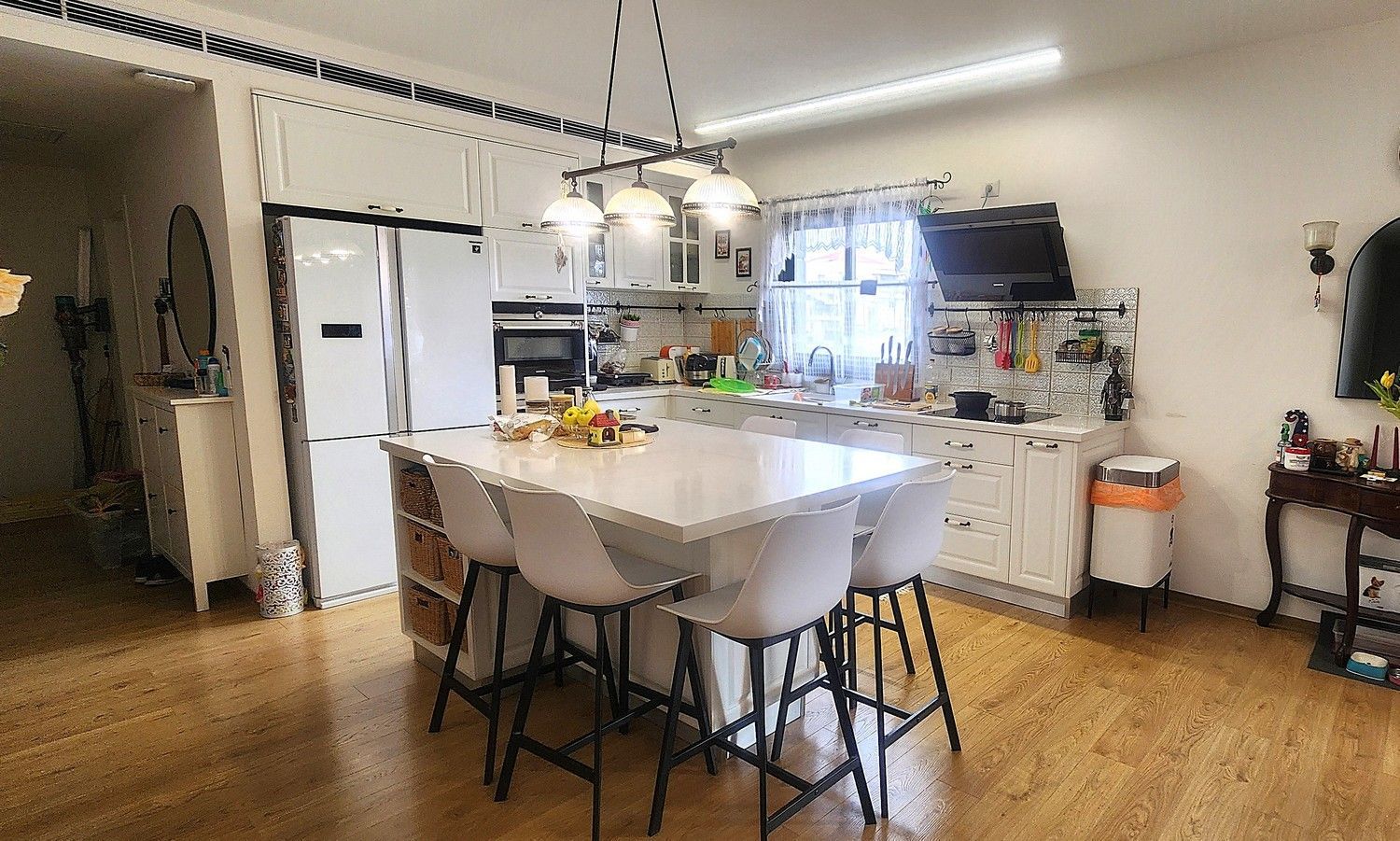 למכירה במודיעין דירת 5 חדרים ענקית עם מעלית ונגישות מלאה