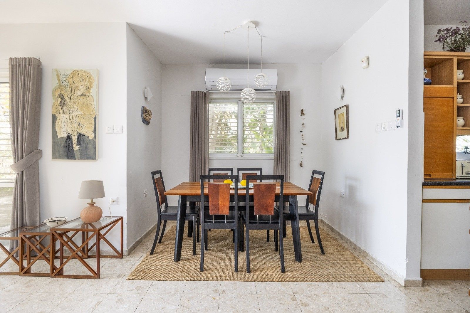 למכירה במכבים בית פרטי על מגרש ענק