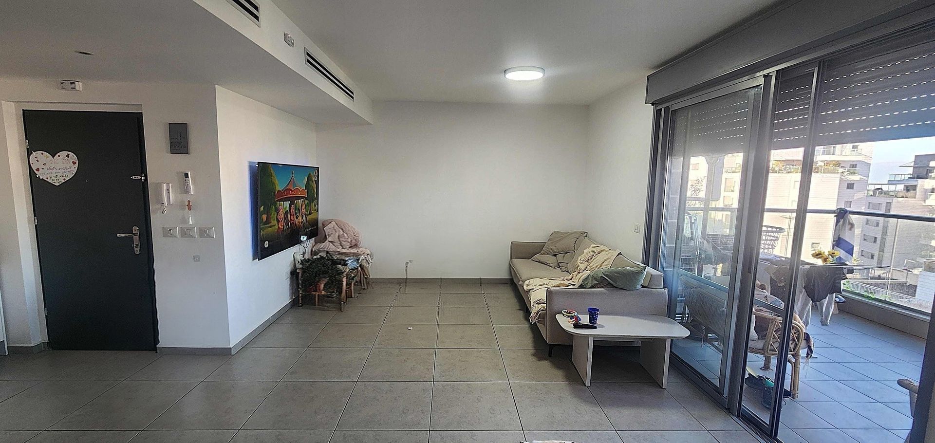 למכירה במודיעין דירת 5 חדרים מרווחת עם מעלית ונגישות מלאה