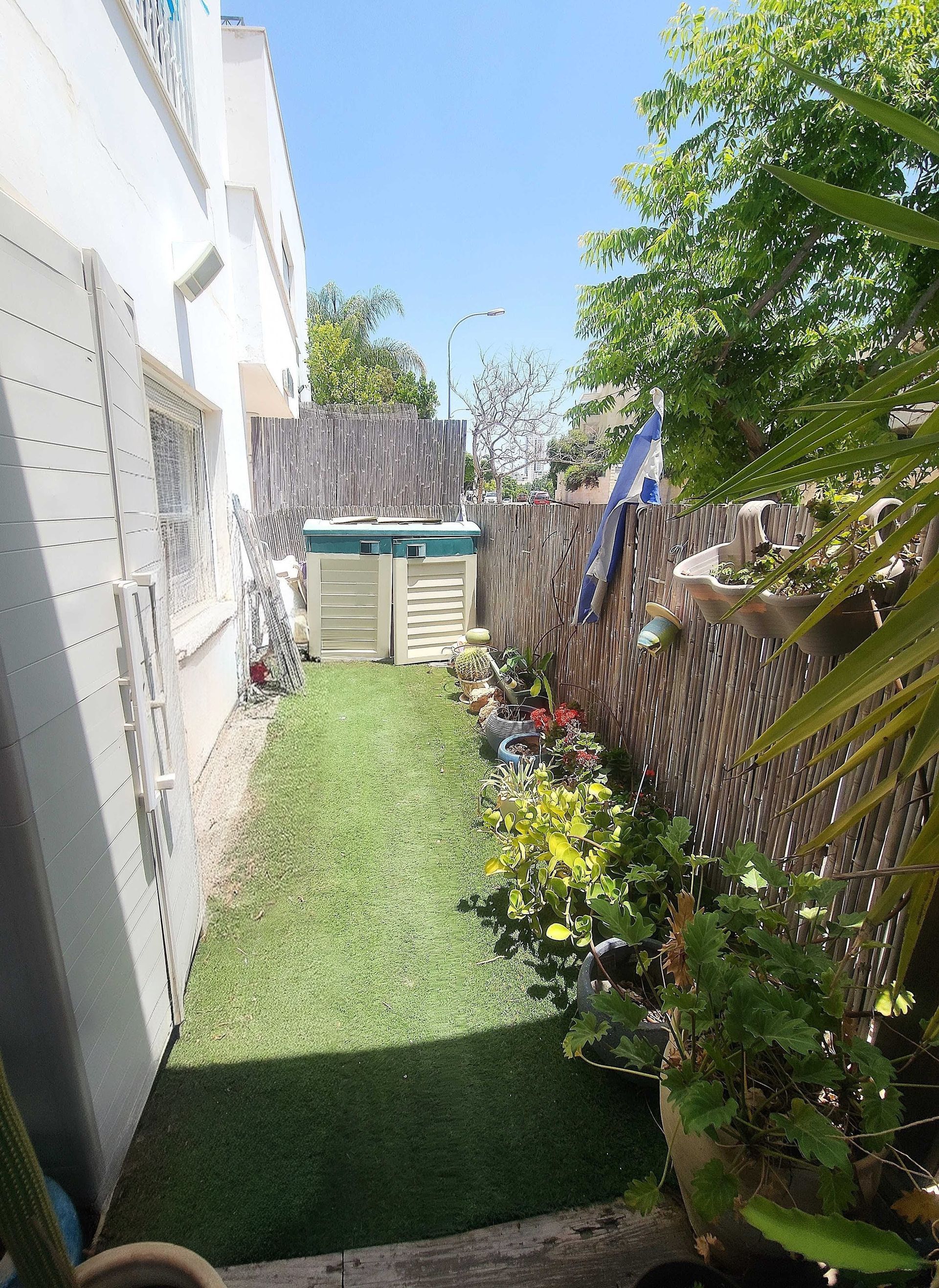 למכירה במודיעין דופלקס גן 5 חדרים עם אפשרות לכניסה נפרדת לכל קומה