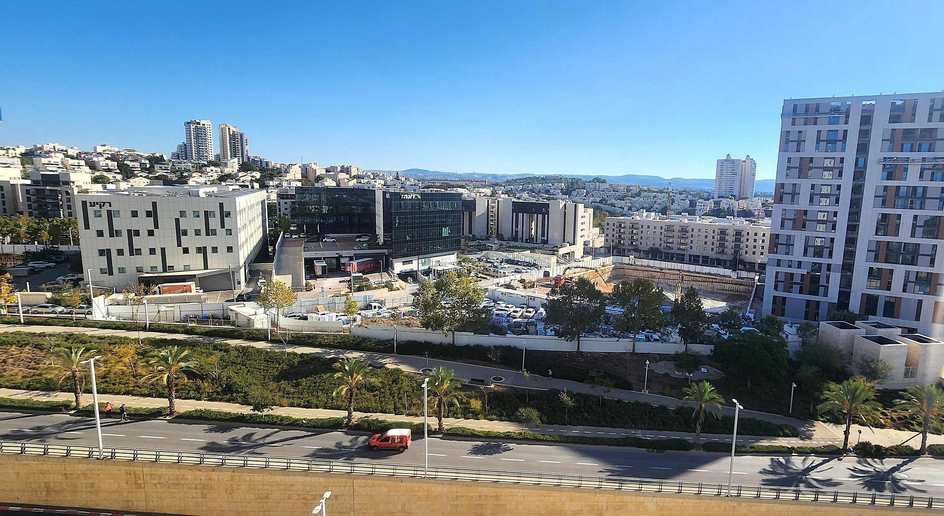 למכירה במודיעין דירת 5 חדרים ענקית במרכז העיר