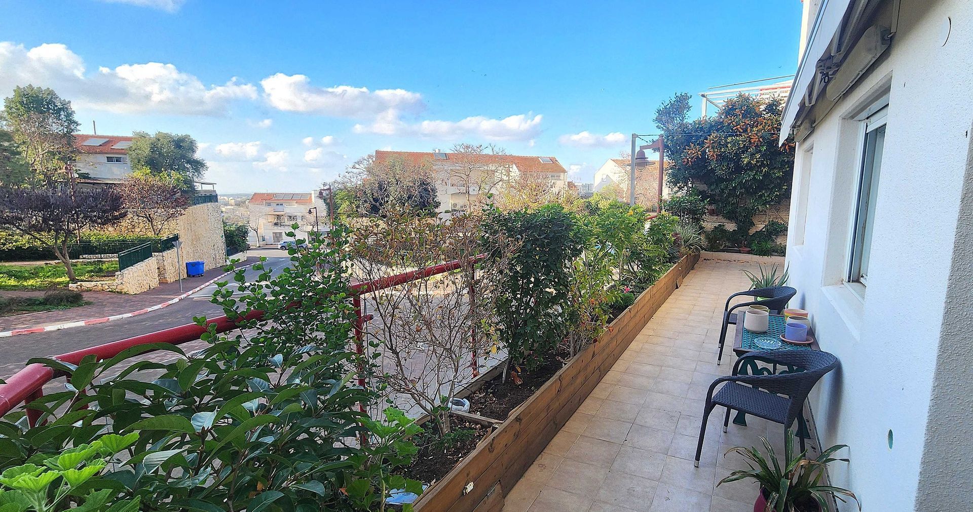 למכירה במודיעין דירת גן 4.5 חדרים עם נגישות מלאה