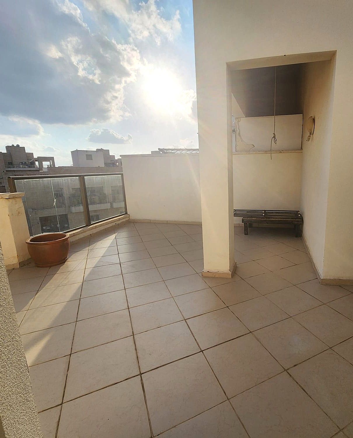 למכירה במודיעין דופלקס 5 חדרים מקסים עם נגישות מלאה