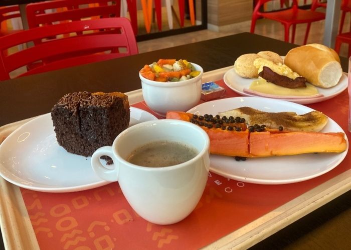 Café da Manhã Hus Hotel