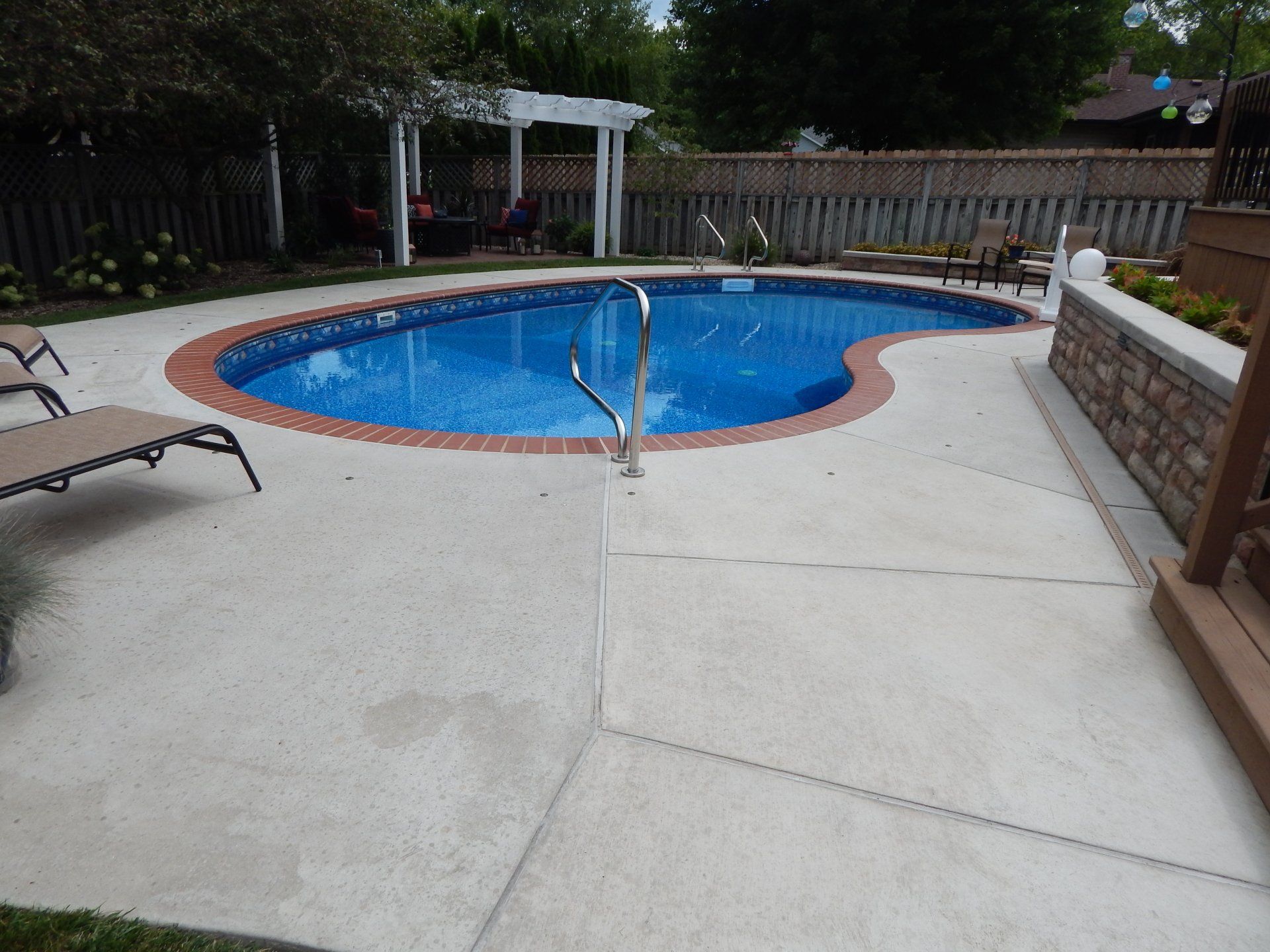 Custom Pool Gallery | Jacksonville, IL | Leisure Pool Supply