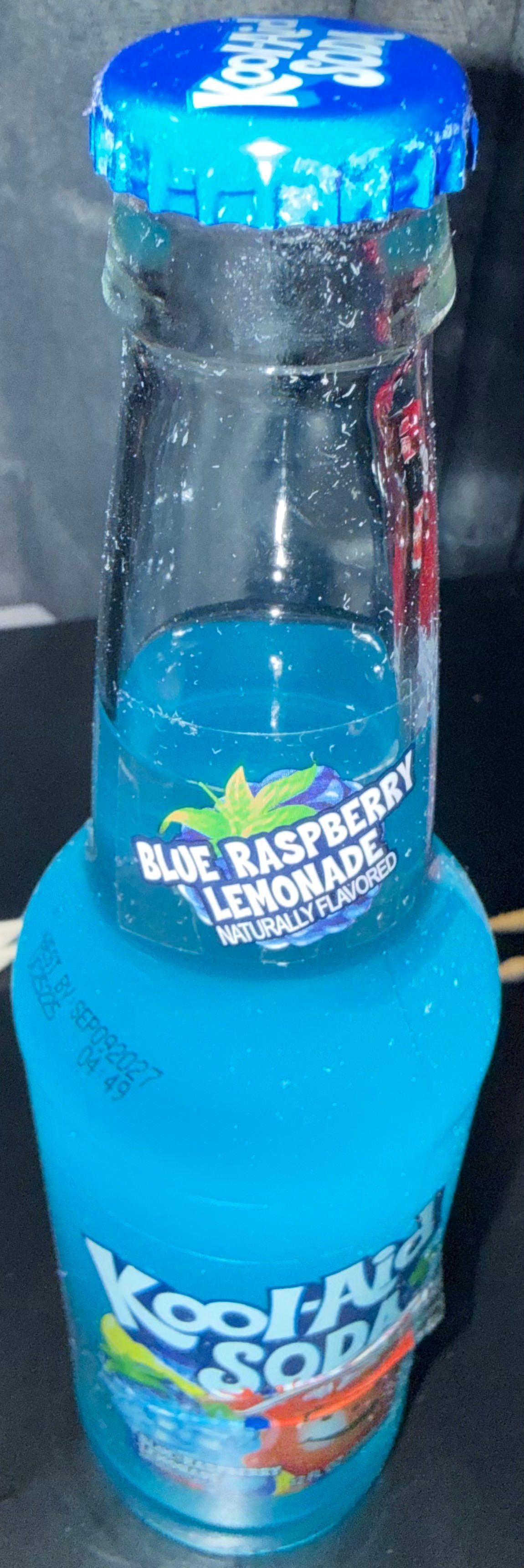 Blue Raspberry Lemonade Soda (USA)