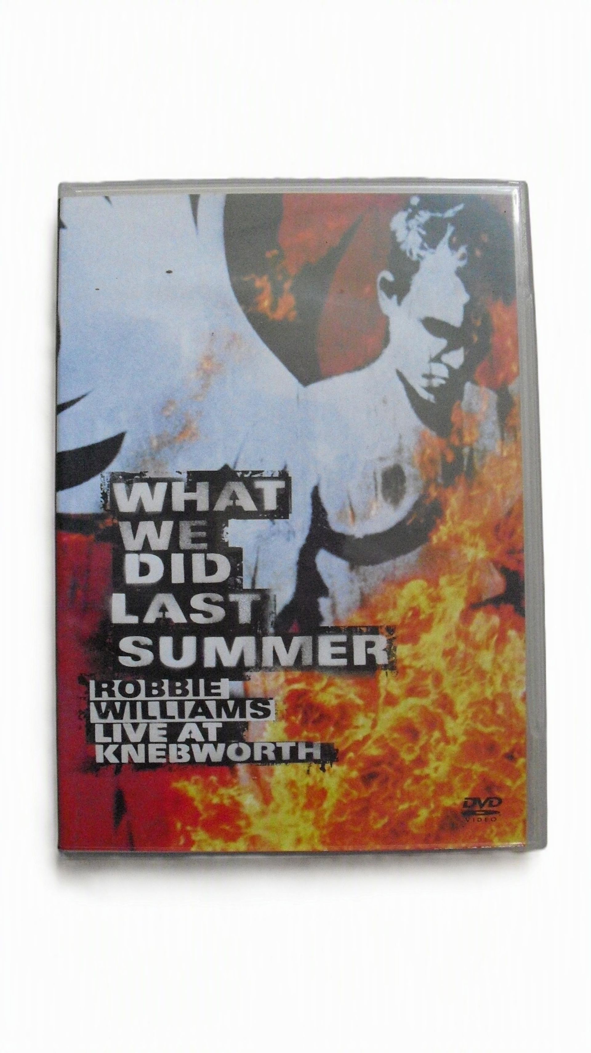 Robbie Williams - What We Did Last Summer-Live At Knebworth