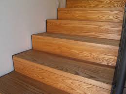 scalini in legno