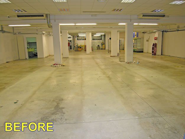 prima della posa del pavimento in cemento