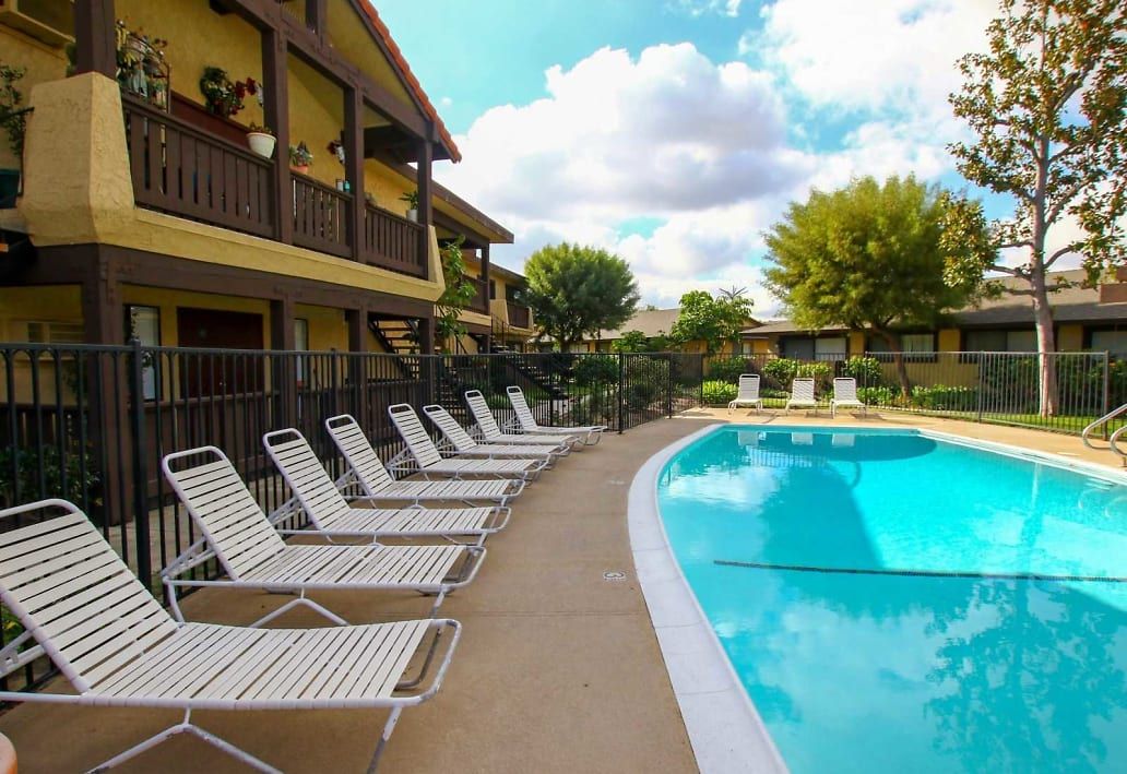 Pool | Arbor Park Apartments