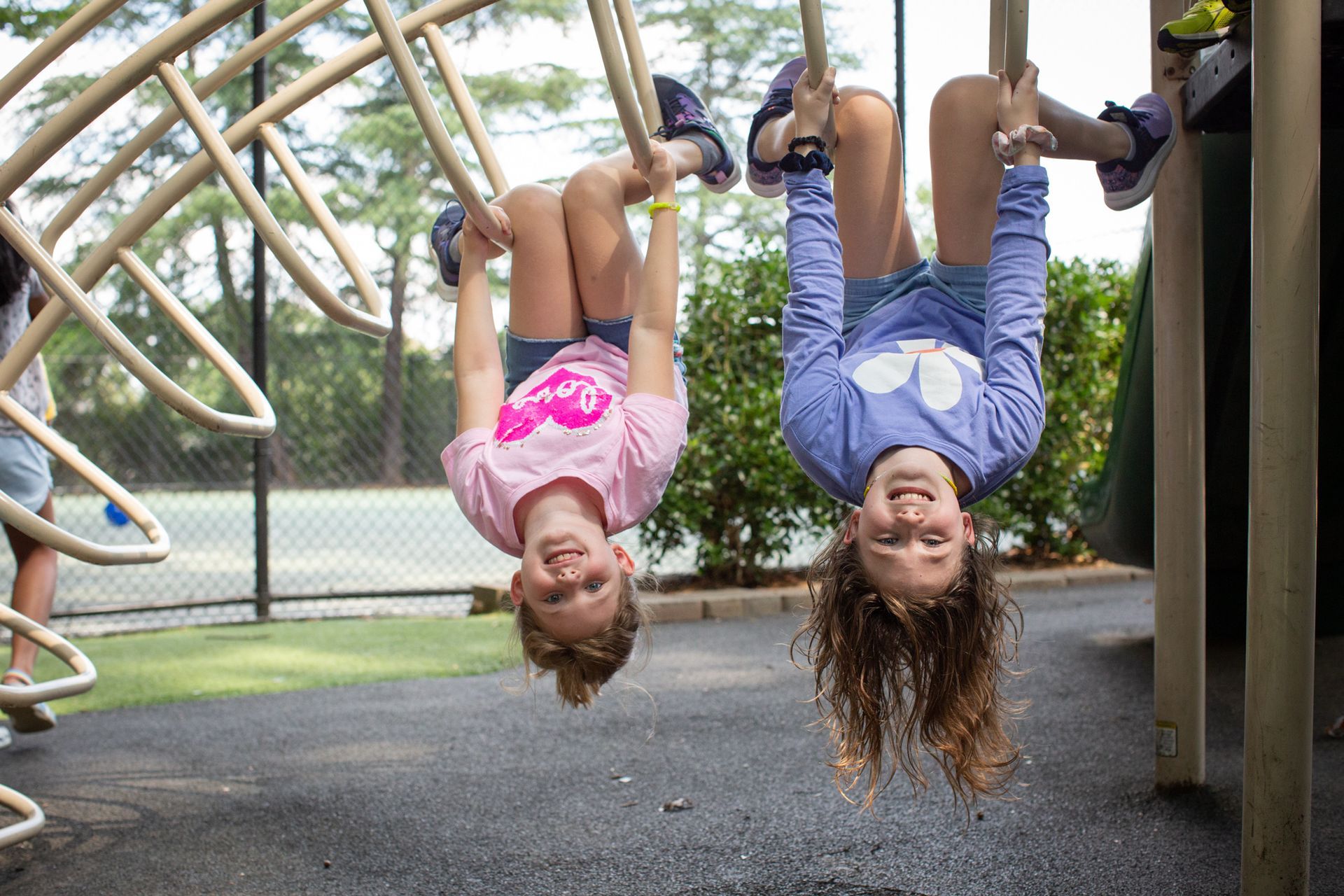 kids outdoor playing