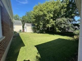 118 E Chestnut backyard