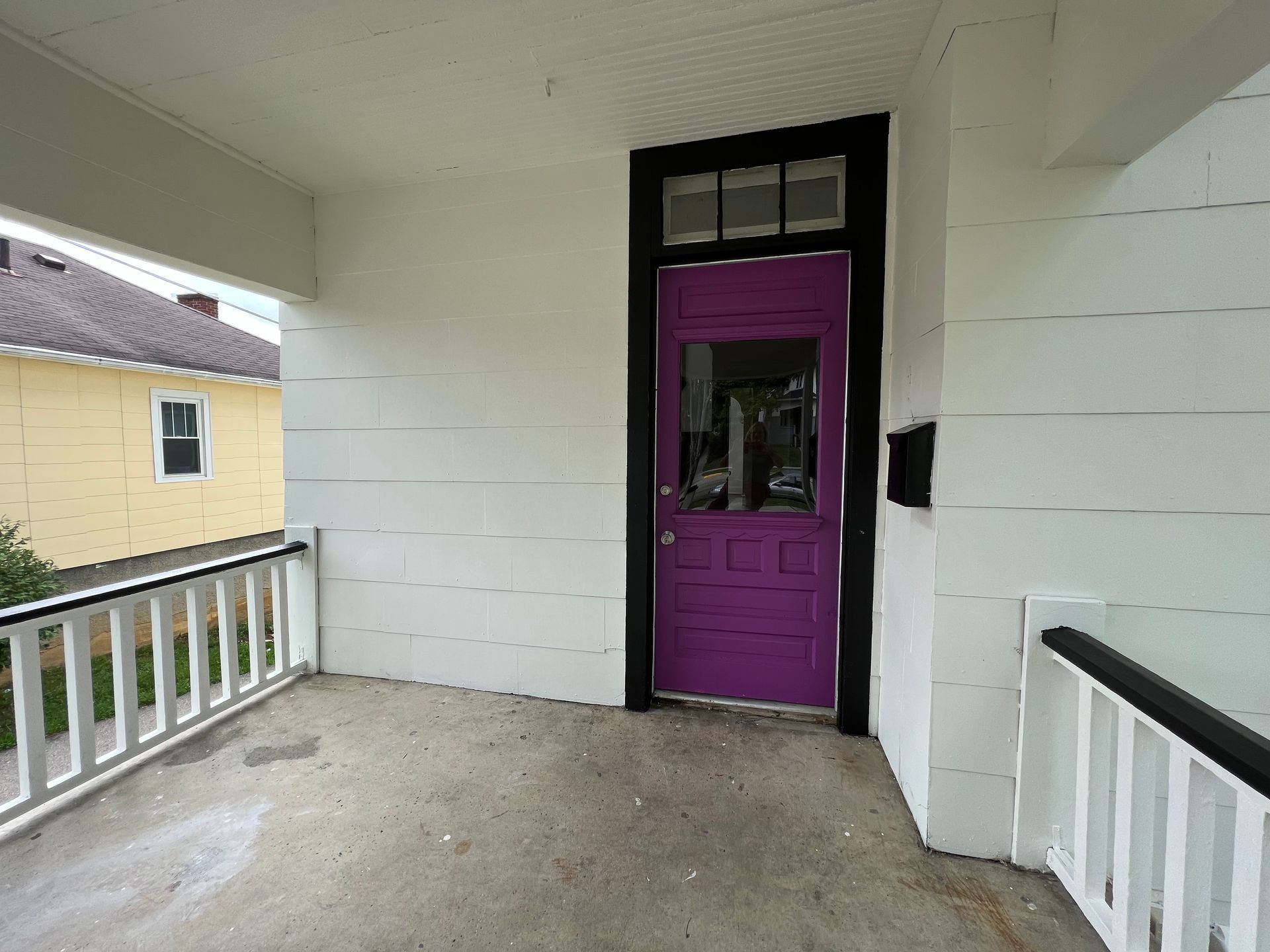 15 E Collins front door