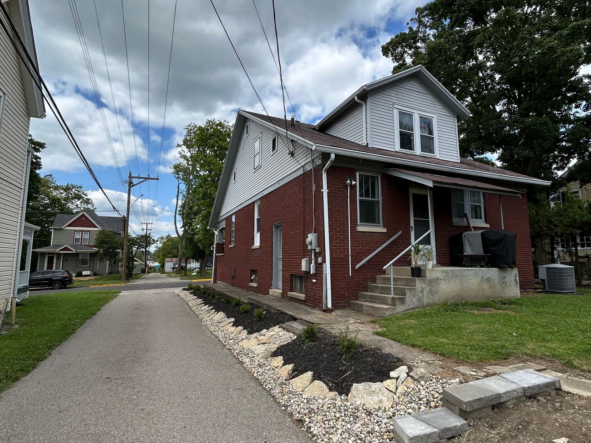 211 s college outside back