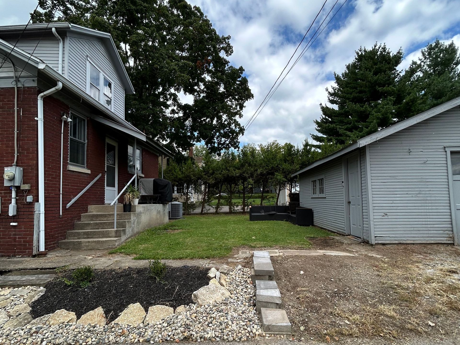 211 s college outside back