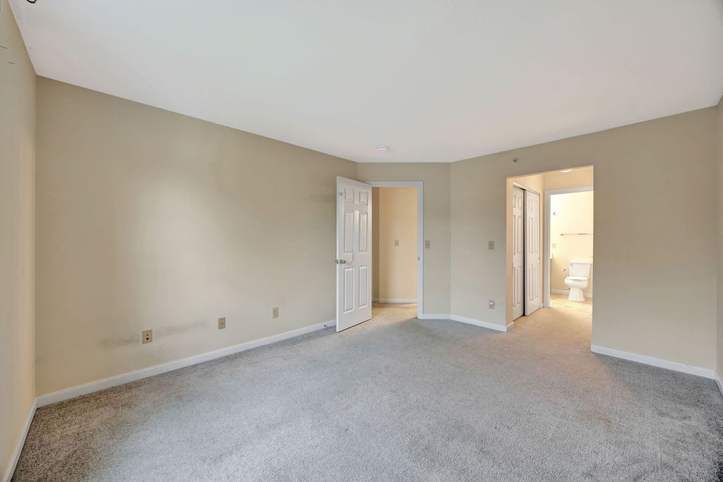 21 Indian Cove bedroom