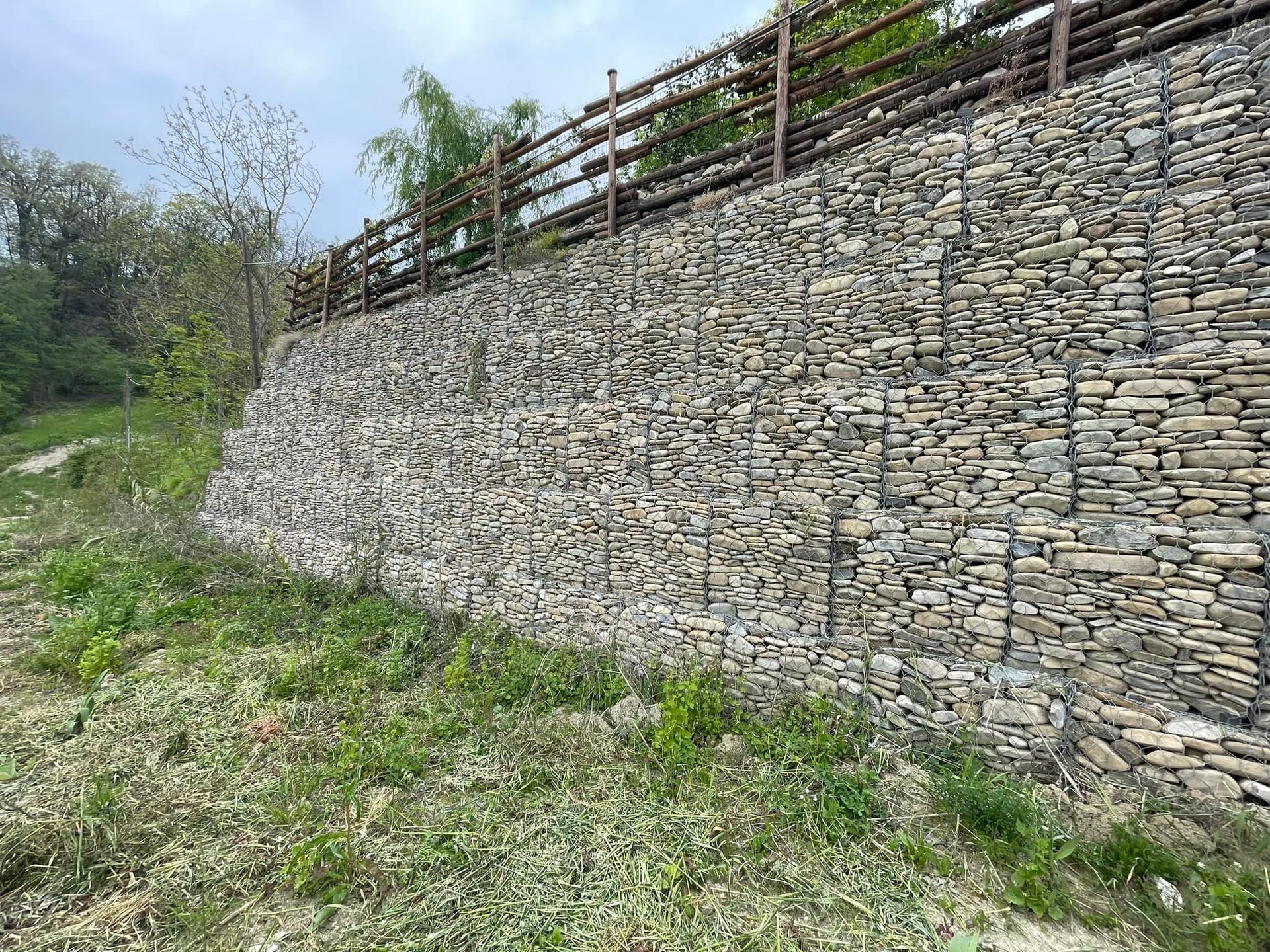 muro di contenimento