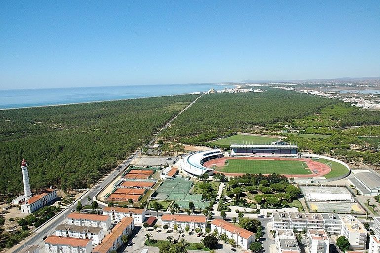 Sports Abroad swimming training camps in the Algarve, Portugal.