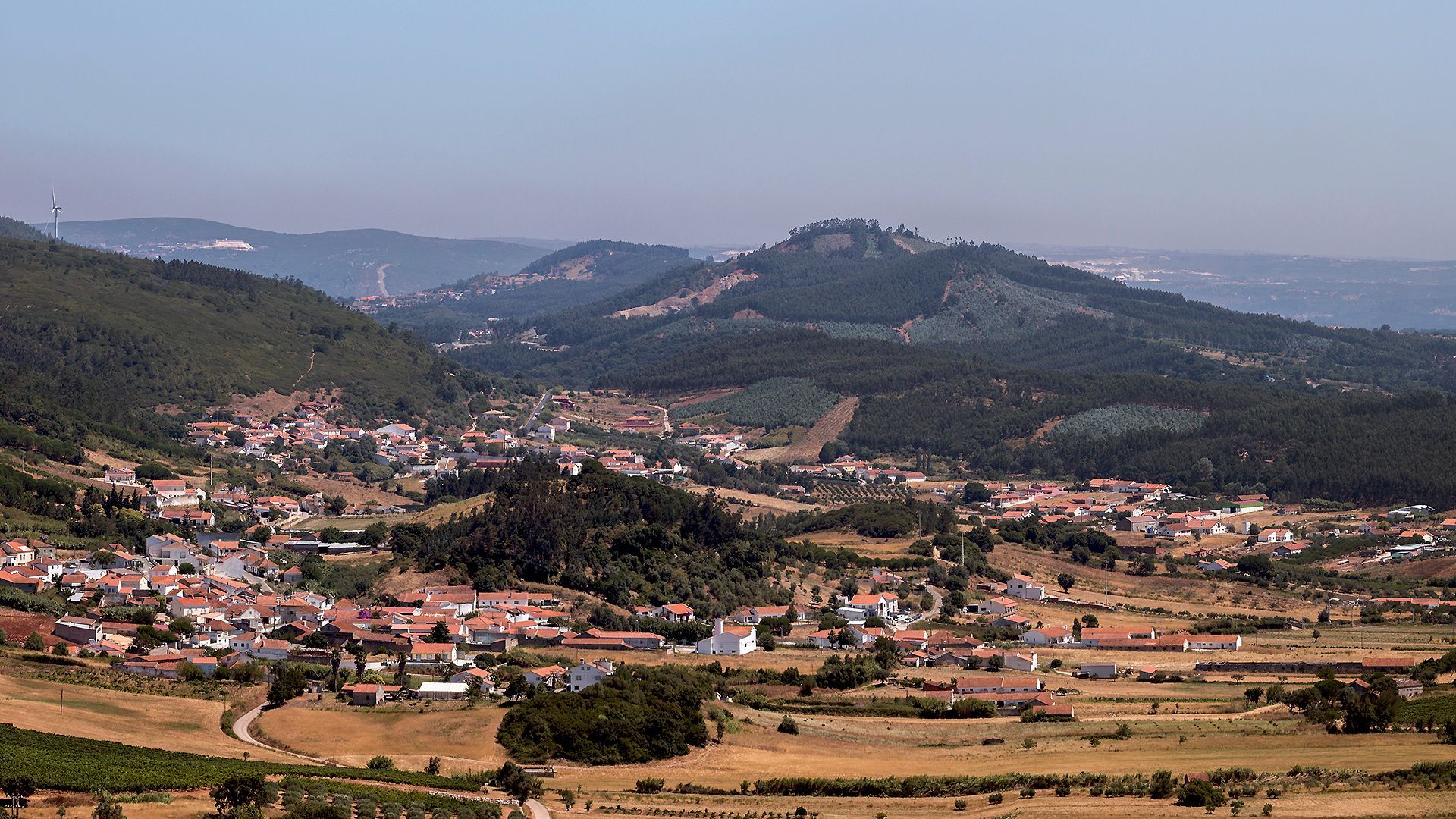 Sports Abroad swimming training camps at Rio Maior, Portugal.