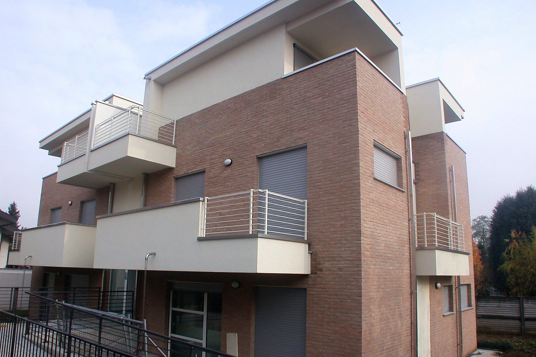 Monieri-Residenza via Diaz Lentate