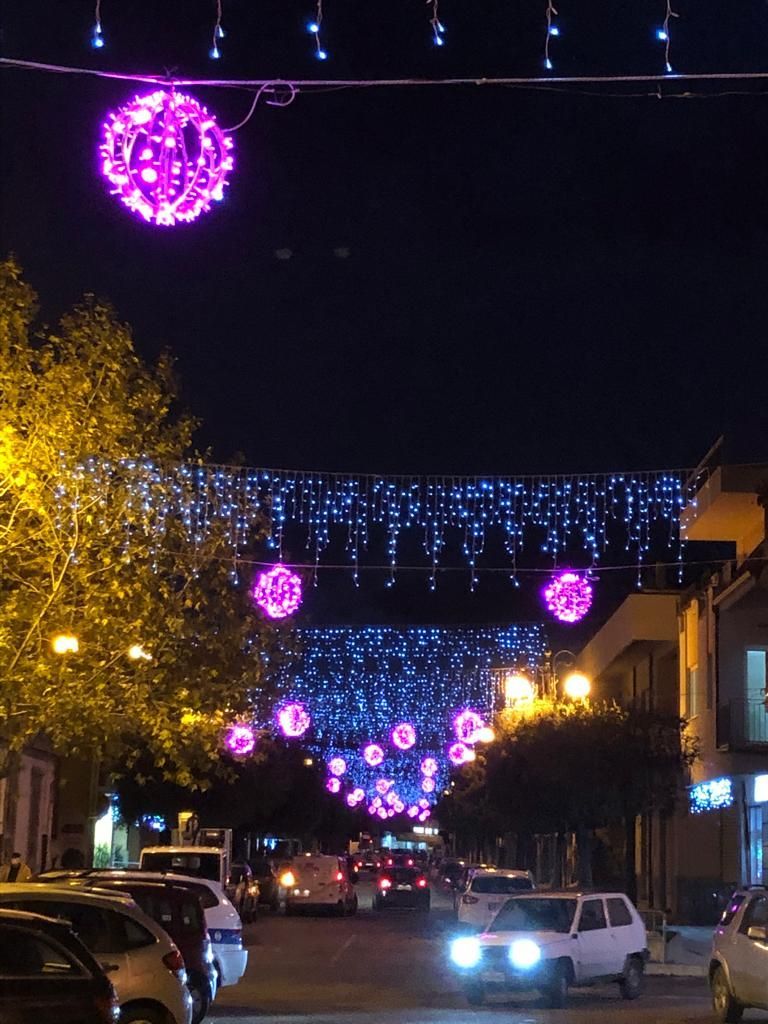 noleggio e vendita di addobbi natalizi