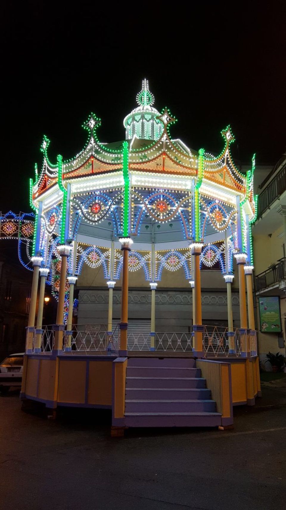 noleggio di palchi e gruppi elettrogeni per eventi