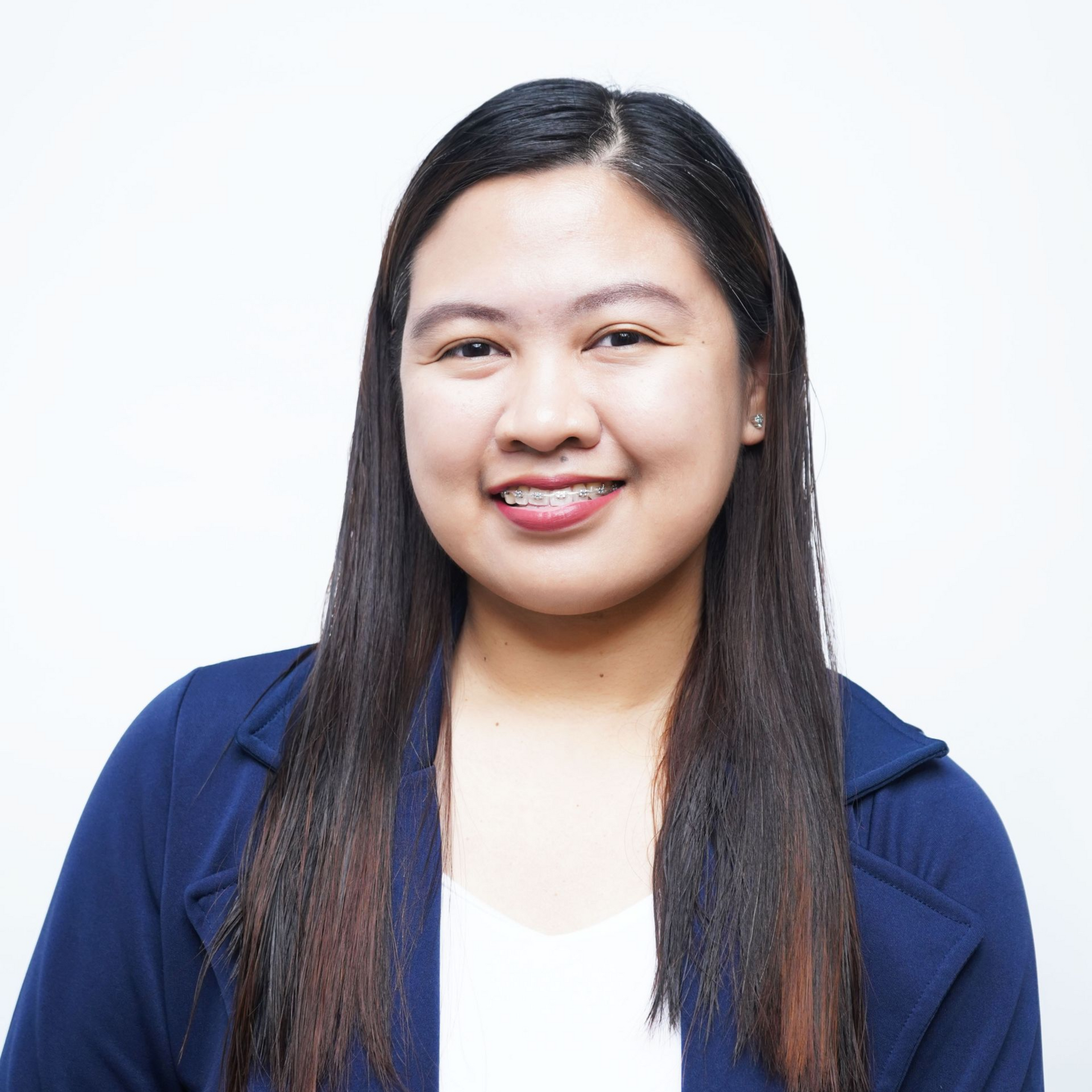 Ivy Nanasca - Accountant