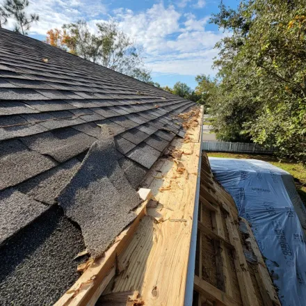 Brandon Florida roofers delivering tile roof tear-offs, valley pan installations, step flashing retrofits, and code-plus upgrades with custom ventilation enhancements.