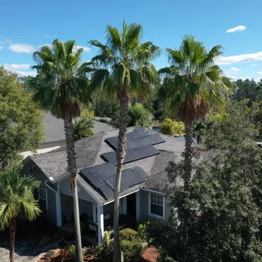 Expert Brandon FL roofing pros replacing aged 3-tab shingles with impact-resistant Owens Corning Duration Series shingles and WeatherLock G waterproof barriers.