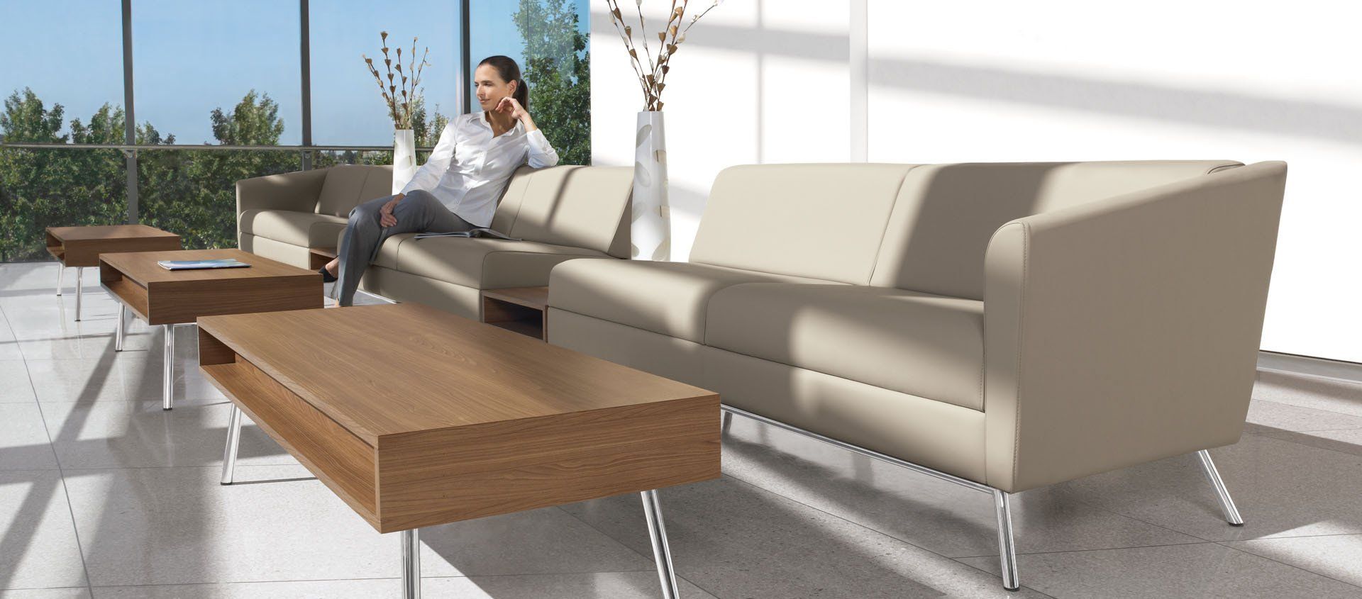 Wind modular seating & tables