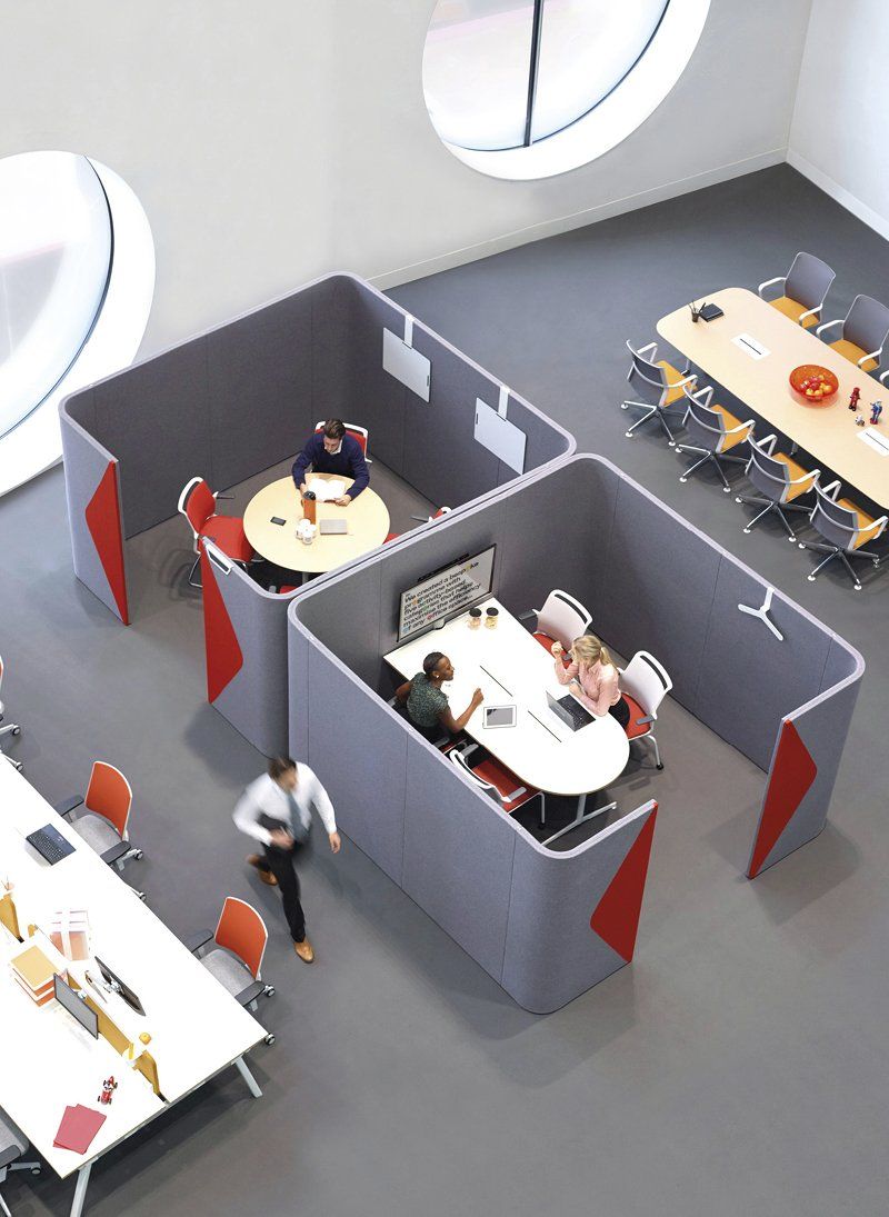 Senator Pods, team spaces with multipurose tables