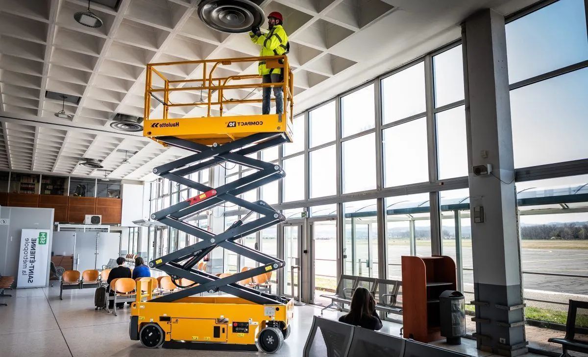 Piattaforme aeree: vendita e noleggio per cantieri, manutenzioni e impianti industriali