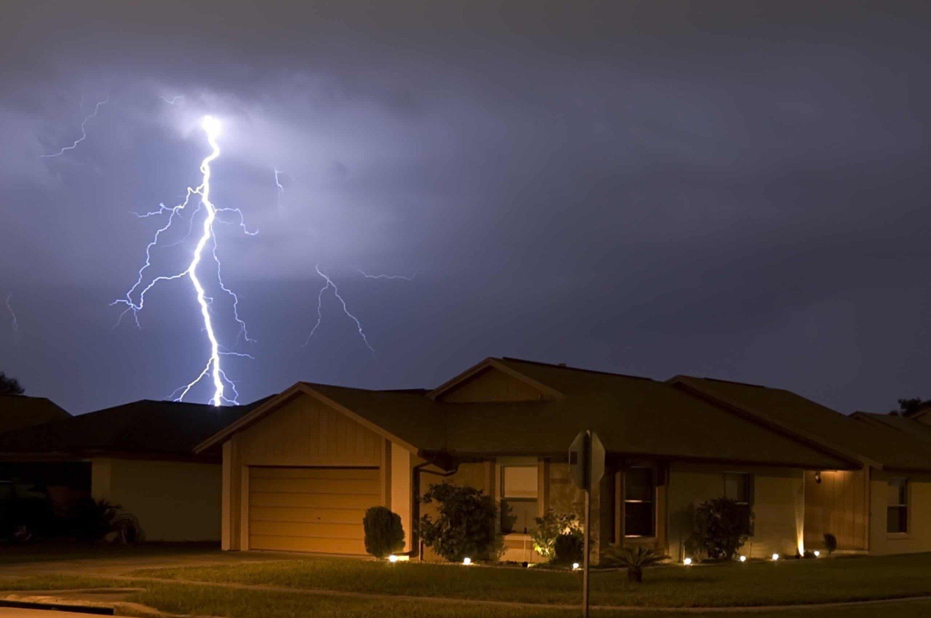 Severe Weather Emergencies — St. Louis, MO — St. Louis Cleaning and Restoration