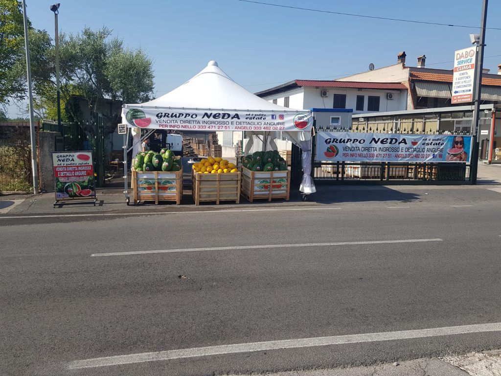Vendita al dettaglio di angurie e cocomeri
