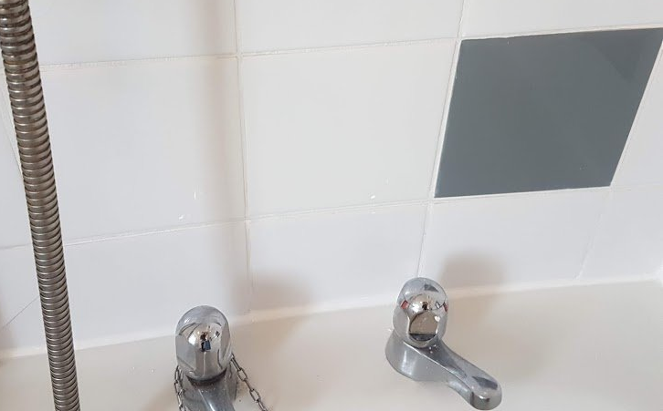 Bathroom Grout And Ceramic Tiles Refurbisment In Didsbury Manchester