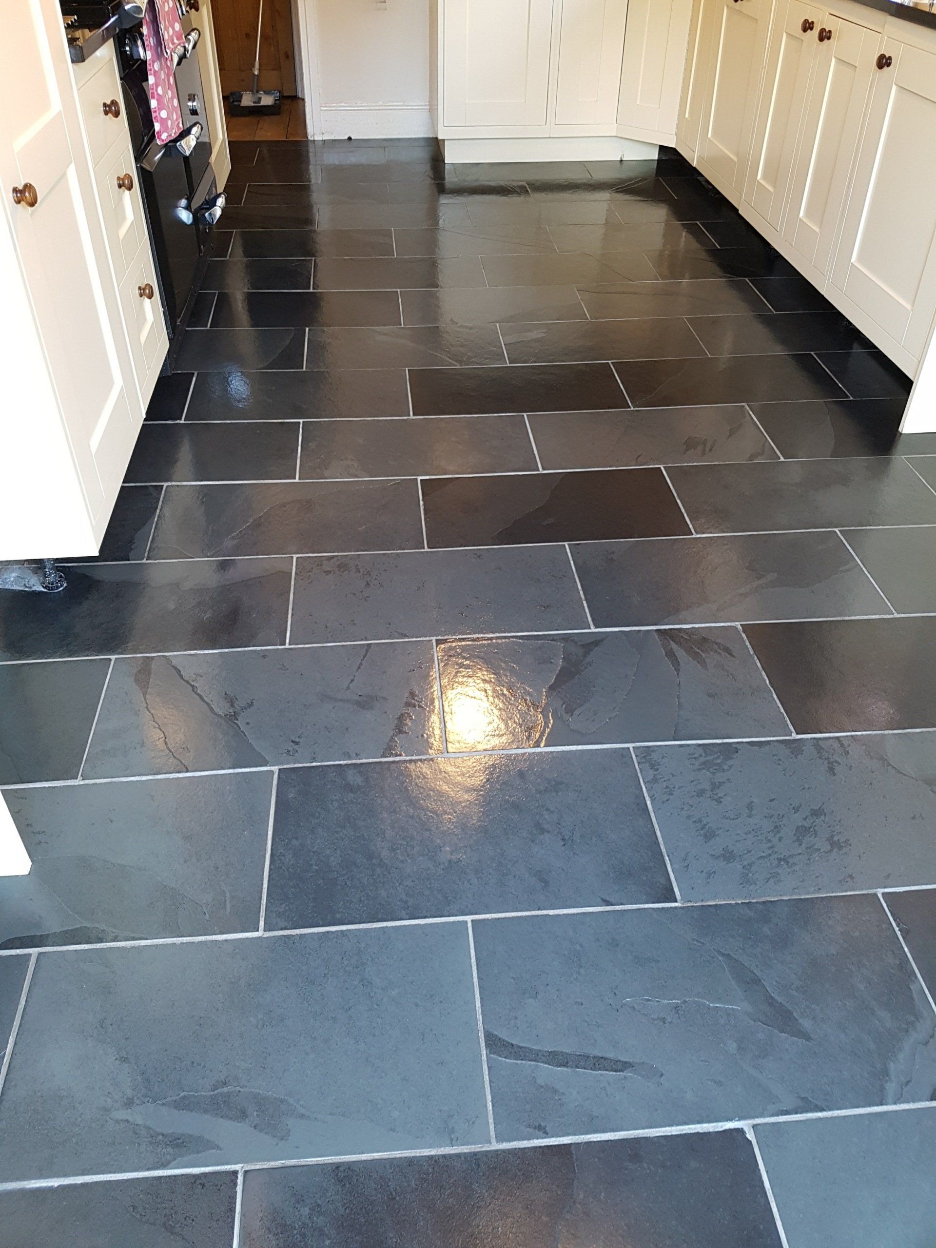 Slate Tile Floor Cleaning and Sealing In Manchester